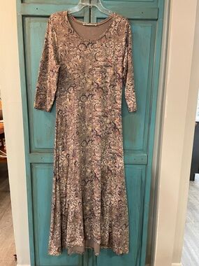 Peruvian Connection Mauve Paisley Maxi Dress with Subtle Multicolor Accents